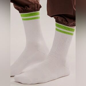 NWT FP Movement Flash Quarter Crew Socks in White/Lime, one size